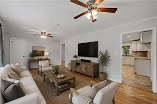71 Worthington Dr NE, Marietta, GA 30068 - Photo 2