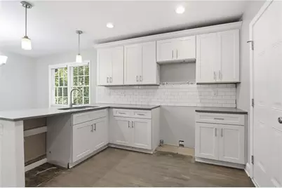 1633 Pine Glen Circle, Decatur, GA 30035 - Photo 4