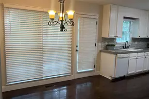 41 Red Oak Cir, Dallas, GA 30157 - Photo 8