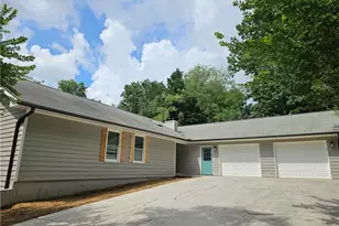 7135 Jonsway, Cumming, GA 30041 - Photo 2