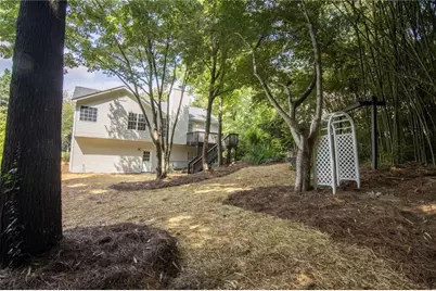3826 Stoney Creek Drive, Flowery Branch, GA 30542 - Photo 8