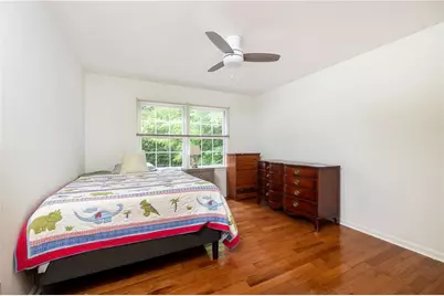 1300 Holly Bank Circle, Atlanta, GA 30338 - Photo 36