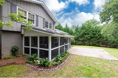 1300 Holly Bank Circle, Atlanta, GA 30338 - Photo 54