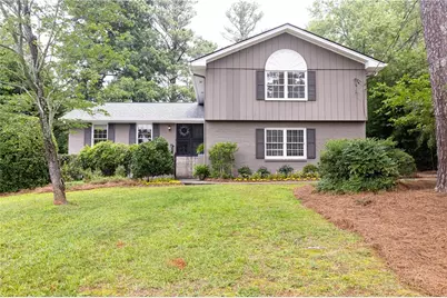 1300 Holly Bank Circle, Atlanta, GA 30338 - Photo 1