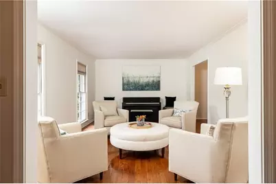 1300 Holly Bank Circle, Atlanta, GA 30338 - Photo 8