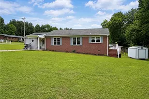 302 Bryan St, Bremen, GA 30110 - Photo 2