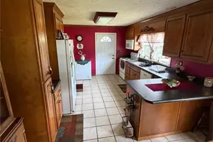 302 Bryan St, Bremen, GA 30110 - Photo 6