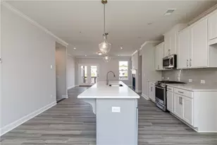 2830 Beacon Bend Xing, Lawrenceville, GA 30043 - Photo 4