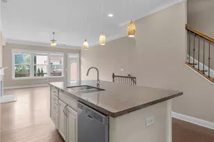 308 Alderwood Ln, Atlanta, GA 30328 - Photo 18
