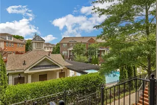 308 Alderwood Ln, Atlanta, GA 30328 - Photo 4