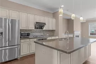 308 Alderwood Ln, Atlanta, GA 30328 - Photo 12
