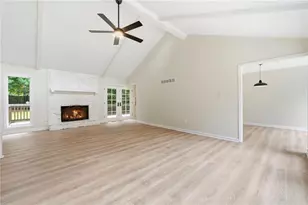 585 Rivercrest Dr, Woodstock, GA 30188 - Photo 8