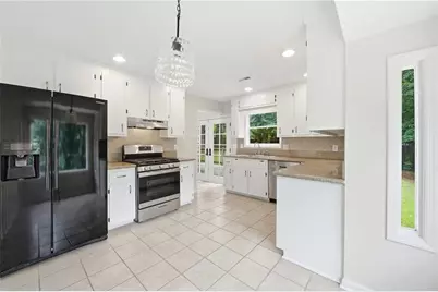 585 Rivercrest Drive, Woodstock, GA 30188 - Photo 18