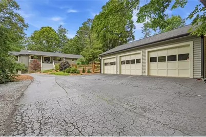 3680 Sinclair Shores Road, Cumming, GA 30041 - Photo 10