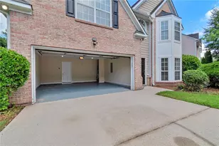 3190 Wrenwood Ct, Loganville, GA 30052 - Photo 4