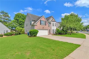 3190 Wrenwood Ct, Loganville, GA 30052 - Photo 2