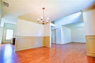 1721 Bridle Rd, Lawrenceville, GA 30043 - Photo 8