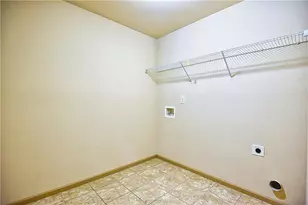 1721 Bridle Rd, Lawrenceville, GA 30043 - Photo 38