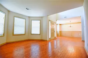 1721 Bridle Rd, Lawrenceville, GA 30043 - Photo 10
