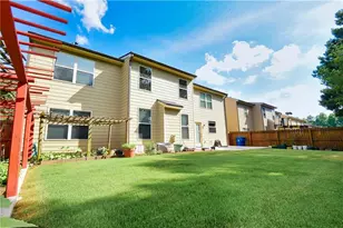 1721 Bridle Rd, Lawrenceville, GA 30043 - Photo 48
