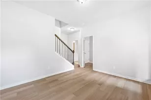 4199 Townsend Ln, Atlanta, GA 30346 - Photo 26