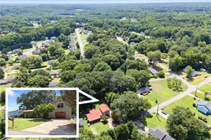 105 Fairlane Dr, Jefferson, GA 30549 - Photo 2