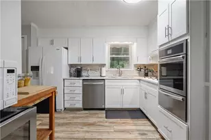 5041 Fitts Dr NE, Roswell, GA 30075 - Photo 8