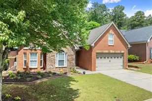 2110 Retreat Haven Ln, Dacula, GA 30019 - Photo 2