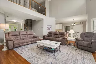385 Primrose Ln, Pendergrass, GA 30567 - Photo 10