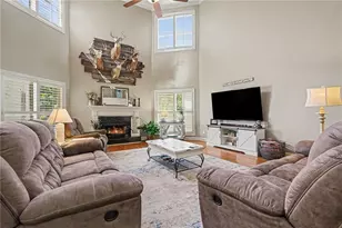 385 Primrose Ln, Pendergrass, GA 30567 - Photo 8