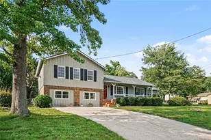 1117 Malibu Dr, Marietta, GA 30066 - Photo 2