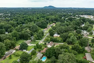 1833 Poinsettia Dr, Marietta, GA 30062 - Photo 16