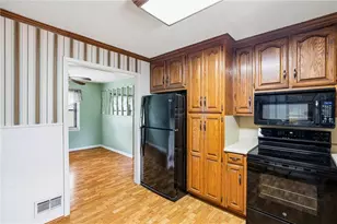 1833 Poinsettia Dr, Marietta, GA 30062 - Photo 32