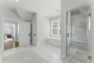 4384 Powers Ferry Rd NW, Atlanta, GA 30327 - Photo 38