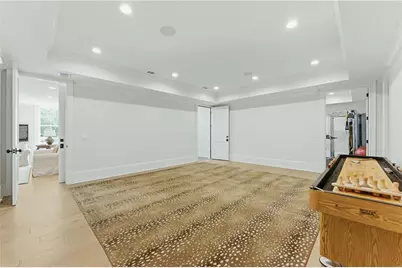 4384 Powers Ferry Road NW, Atlanta, GA 30327 - Photo 52