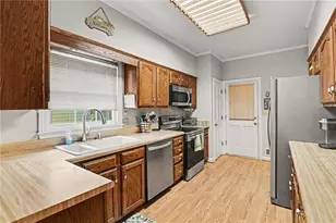 7370 Talbot Colony, Atlanta, GA 30328 - Photo 8