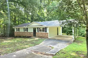3460 Meadowview Dr, Lithia Springs, GA 30122 - Photo 2