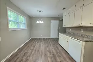 3460 Meadowview Dr, Lithia Springs, GA 30122 - Photo 8