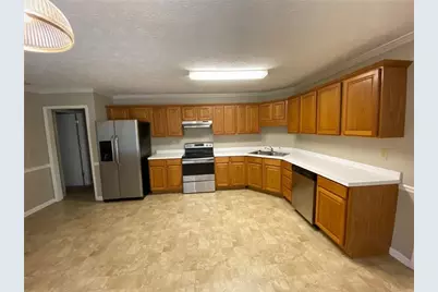 1405 Glenfield Drive, Lawrenceville, GA 30043 - Photo 2
