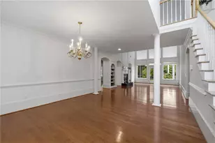 1204 Woodlawn Dr NE, Marietta, GA 30068 - Photo 6