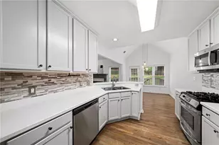 3598 Green Pine Way, Suwanee, GA 30024 - Photo 8