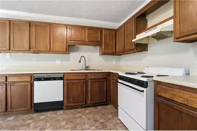 5009 N Redan Circle, Stone Mountain, GA 30088 - Photo 6