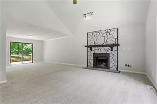 5009 N Redan Cir, Stone Mountain, GA 30088 - Photo 10