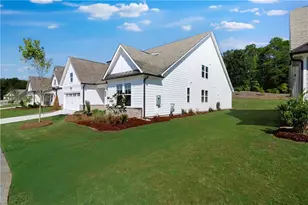 8 Unicoi Trl, Sharpsburg, GA 30277 - Photo 4