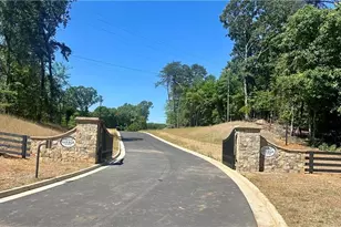 6279A Grant Harbor Dr, Gainesville, GA 30506 - Photo 4