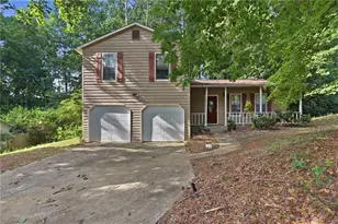 5389 Martins Crossing Rd, Stone Mountain, GA 30088 - Photo 2