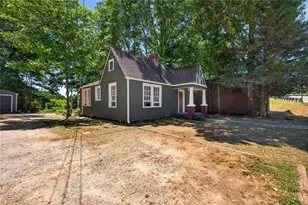 298 S Cherokee Rd, Social Circle, GA 30025 - Photo 2