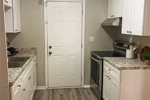 4701 Flat Shoals Rd, Union City, GA 30291 - Photo 8