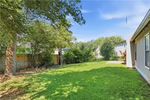 5288 Biffle Downs Rd, Stone Mountain, GA 30088 - Photo 4