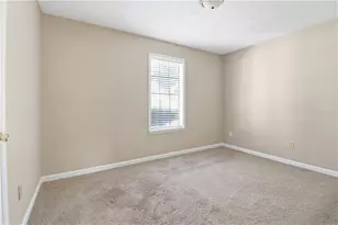 5288 Biffle Downs Rd, Stone Mountain, GA 30088 - Photo 14